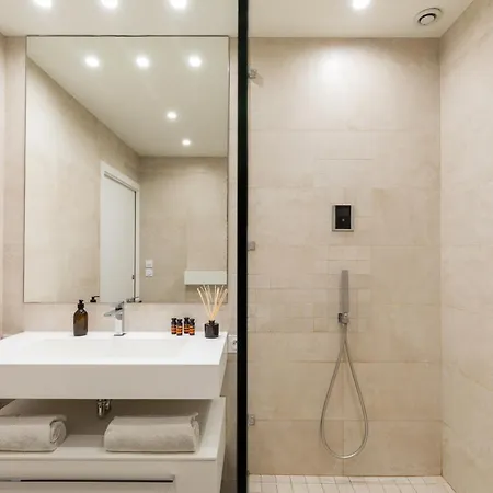 Mohom - Berges Du Rhone Apartment *