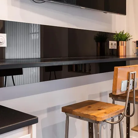 Mohom - Berges Du Rhone Apartment *
